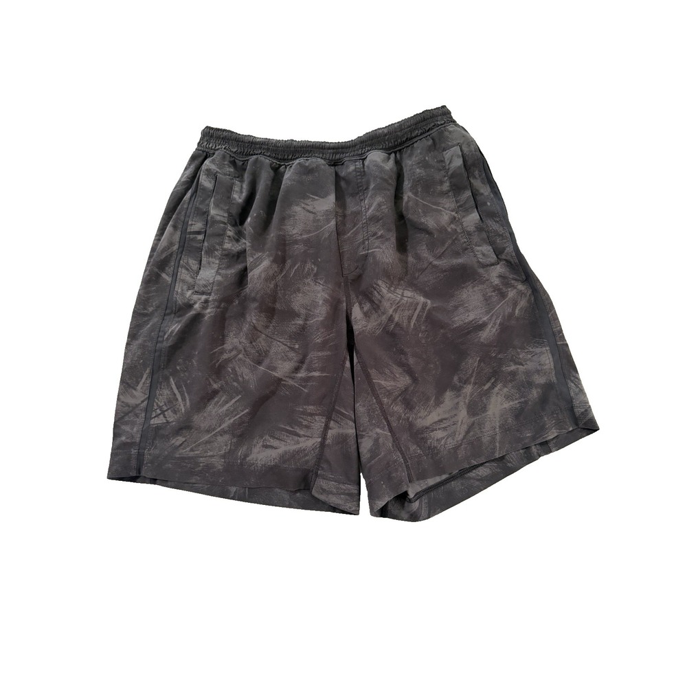 Lululemon Men's Size 30" Black Athletic Shorts 9"